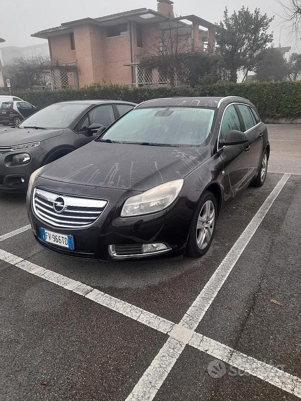 Usata Opel Insignia 2014 Marrone Station wagon