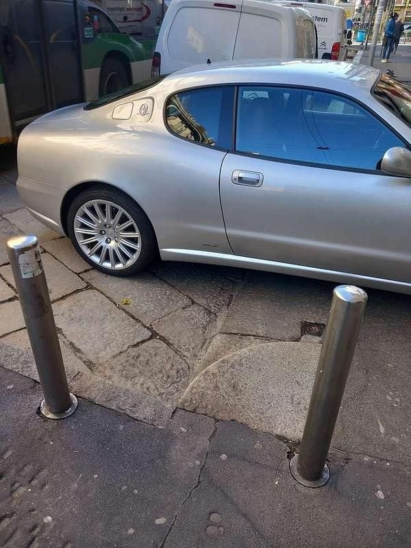 Usata Maserati Coupé 390 CV (286 kW) 2003 Argento Coupé