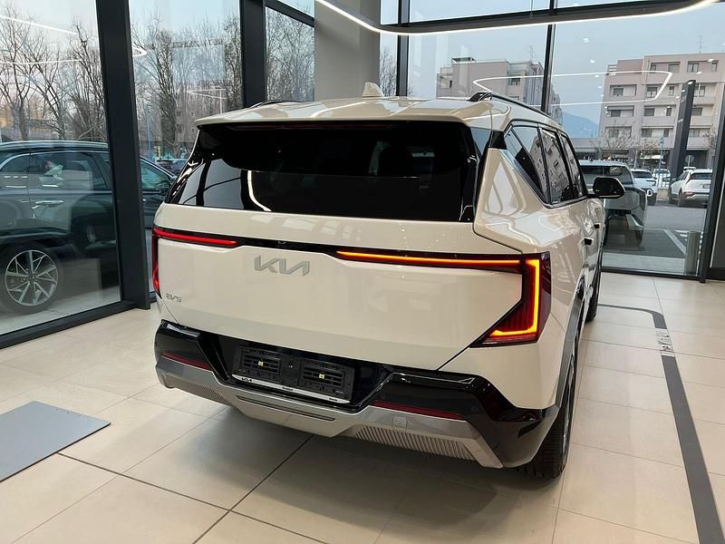 Nuova Kia EV5 Earth 52 kW (72 CV) 2026 Bianco SUV
