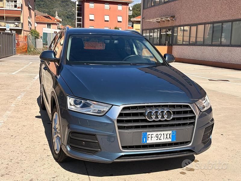 Blu/azzurro Usata 2016 Audi Q3 Business SUV | 17.500 € (Buon prezzo) - Immagine 1/4
