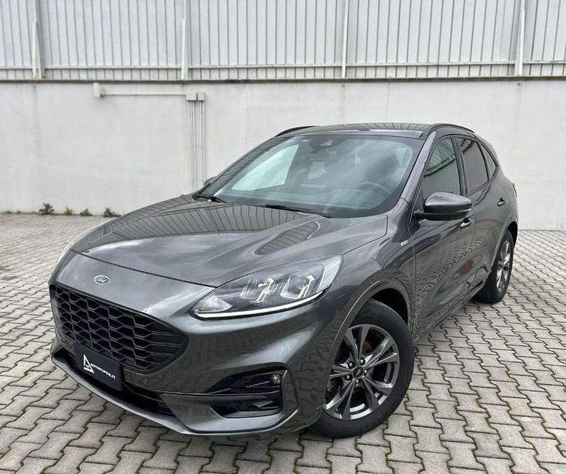 Usata Ford Kuga ST-Line 120 CV (88 kW) 2022 Grigio scuro SUV