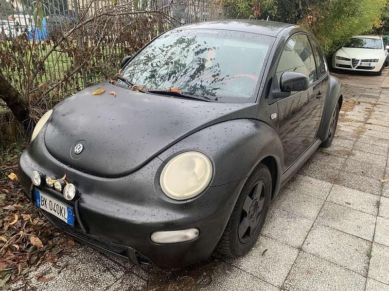 Other Usata 2000 VW Beetle Tre volumi | 900 € (Ottimo prezzo) - Immagine 1/4
