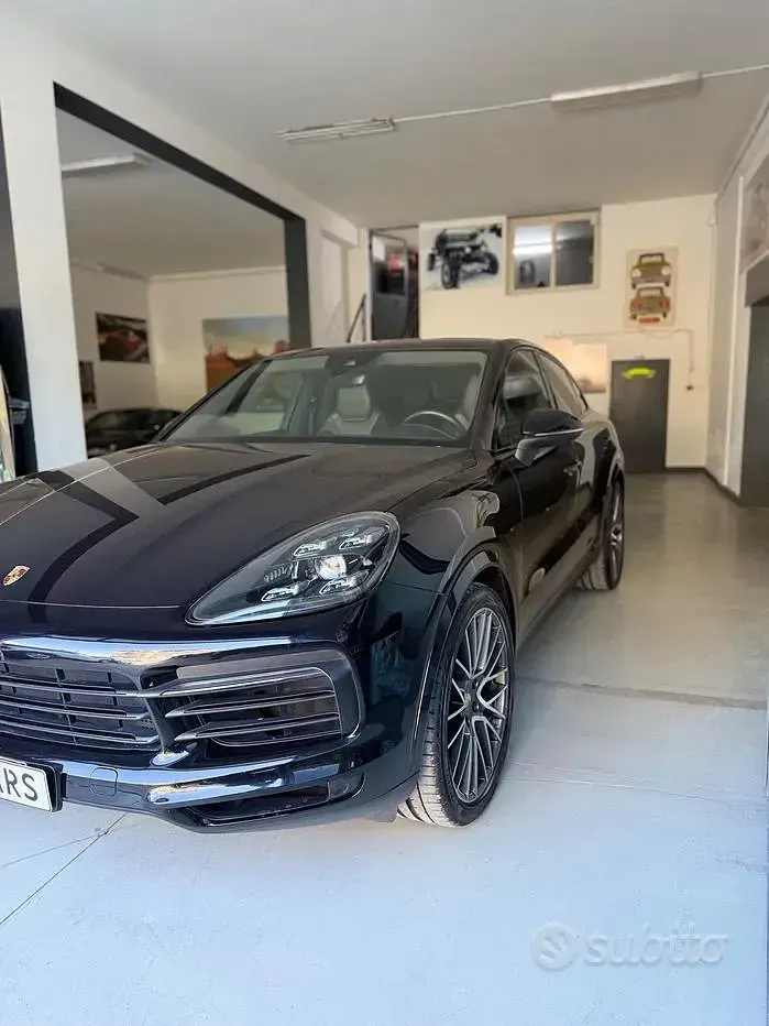 Usata Porsche Cayenne 441 CV (324 kW) 2020 Nero SUV