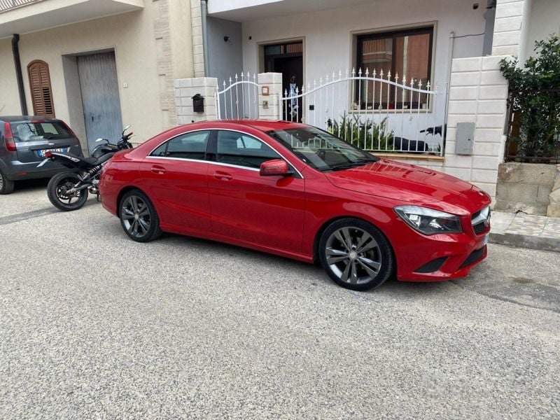 Usata Mercedes CLA180 109 CV (80 kW) 2015 Rosso Berlina