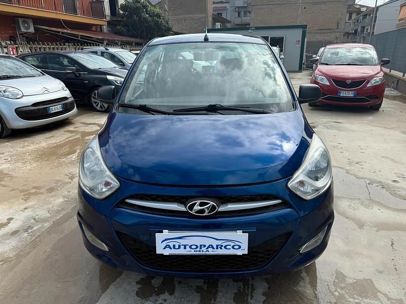 Blu Usata 2012 Hyundai i10 Utilitaria | 3700 € (Ottimo prezzo) - Immagine 1/4