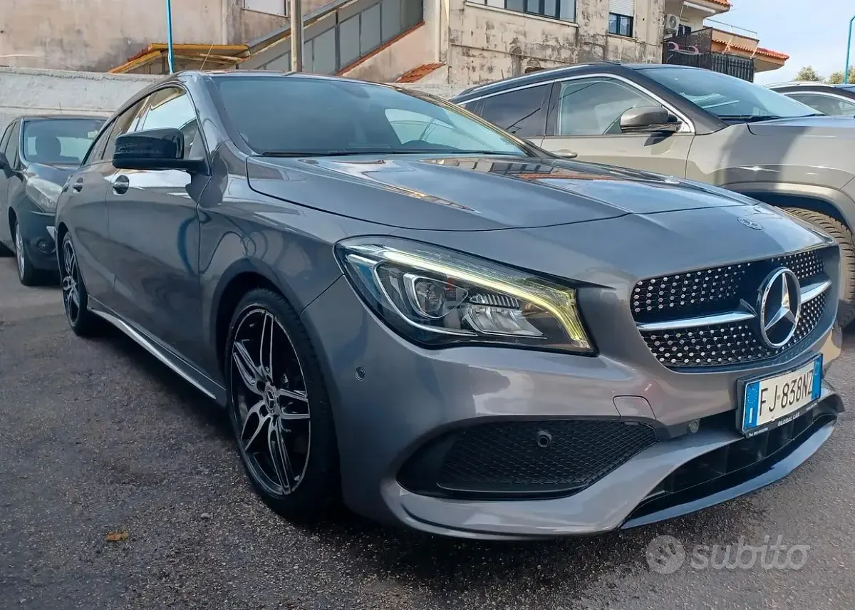 Usata Mercedes CLA220 AMG 177 CV (130 kW) 2017 Grigio Berlina