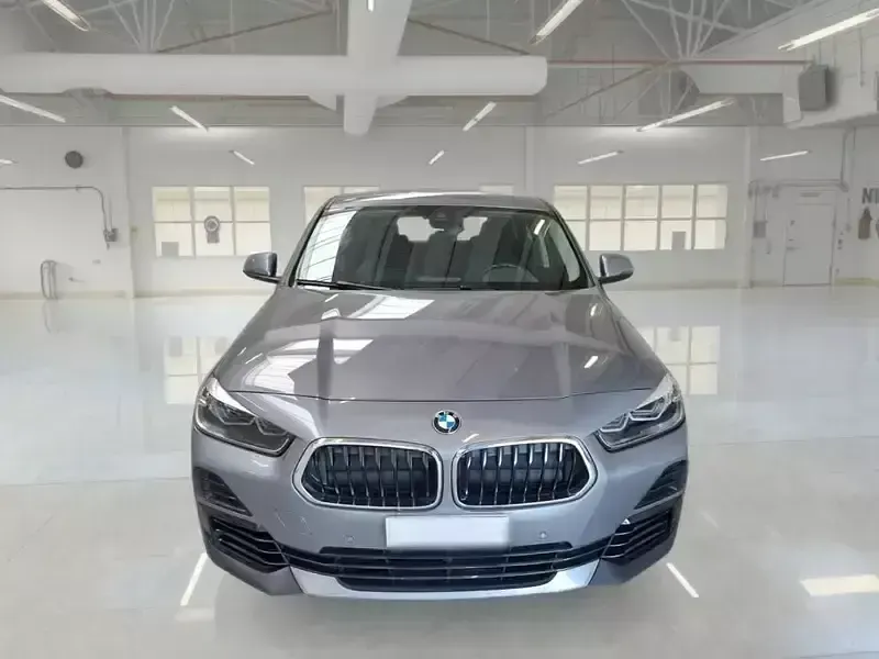 Usata BMW X2 115 CV (84 kW) 2023 Grigio SUV