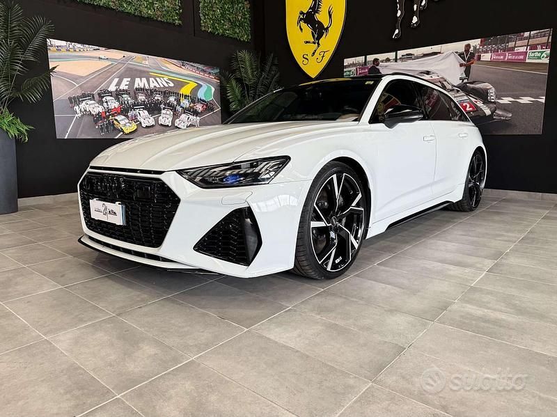 Glacier white met. Usata 2021 Audi RS6 Design Station wagon | 77.990 € (Cara) - Immagine 1/4