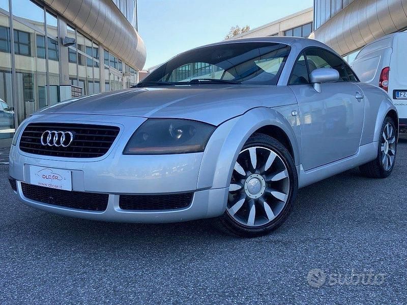 Usata Audi TT 179 CV (131 kW) 1999 Grigio Coupé