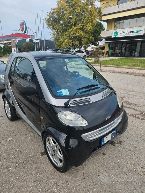 Usata 1999 Smart ForTwo Coupé Coupé | 1950 € - Immagine 1/4