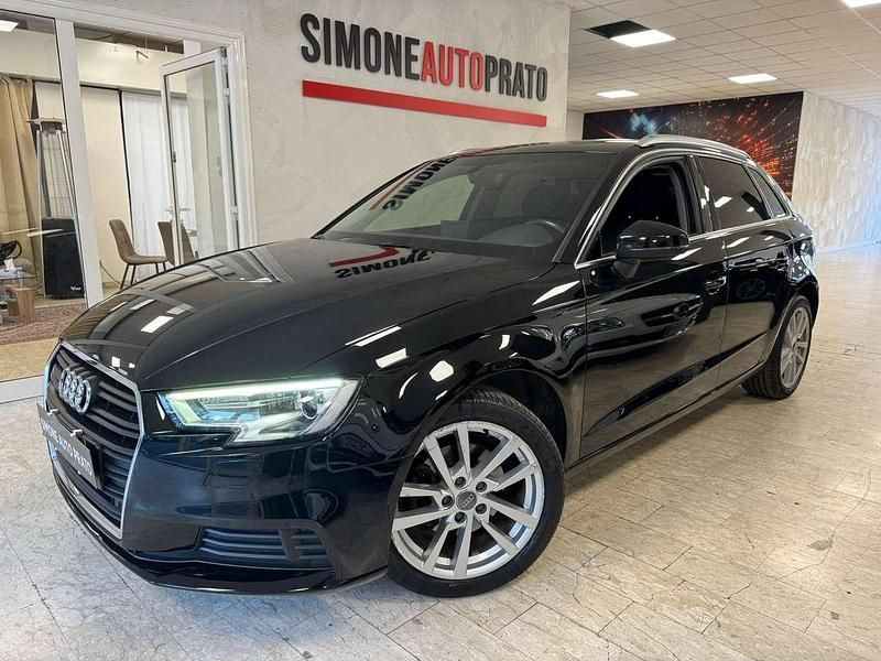Nero Usata 2019 Audi A3 Sportback Admired Due volumi | 14.990 € (Ottimo prezzo) - Immagine 1/4