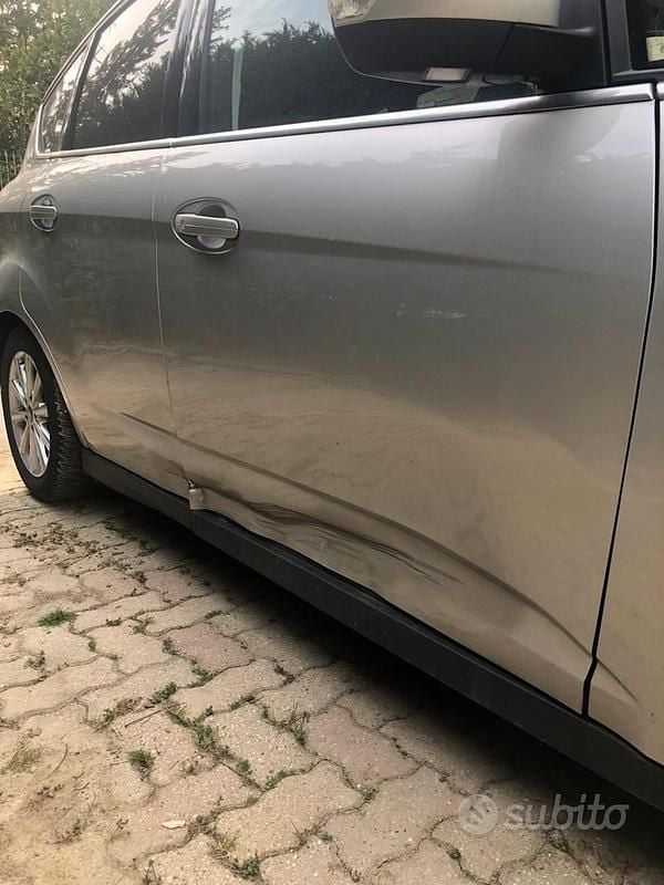Usata Ford C-MAX 100 CV (73 kW) 2018 Monovolume