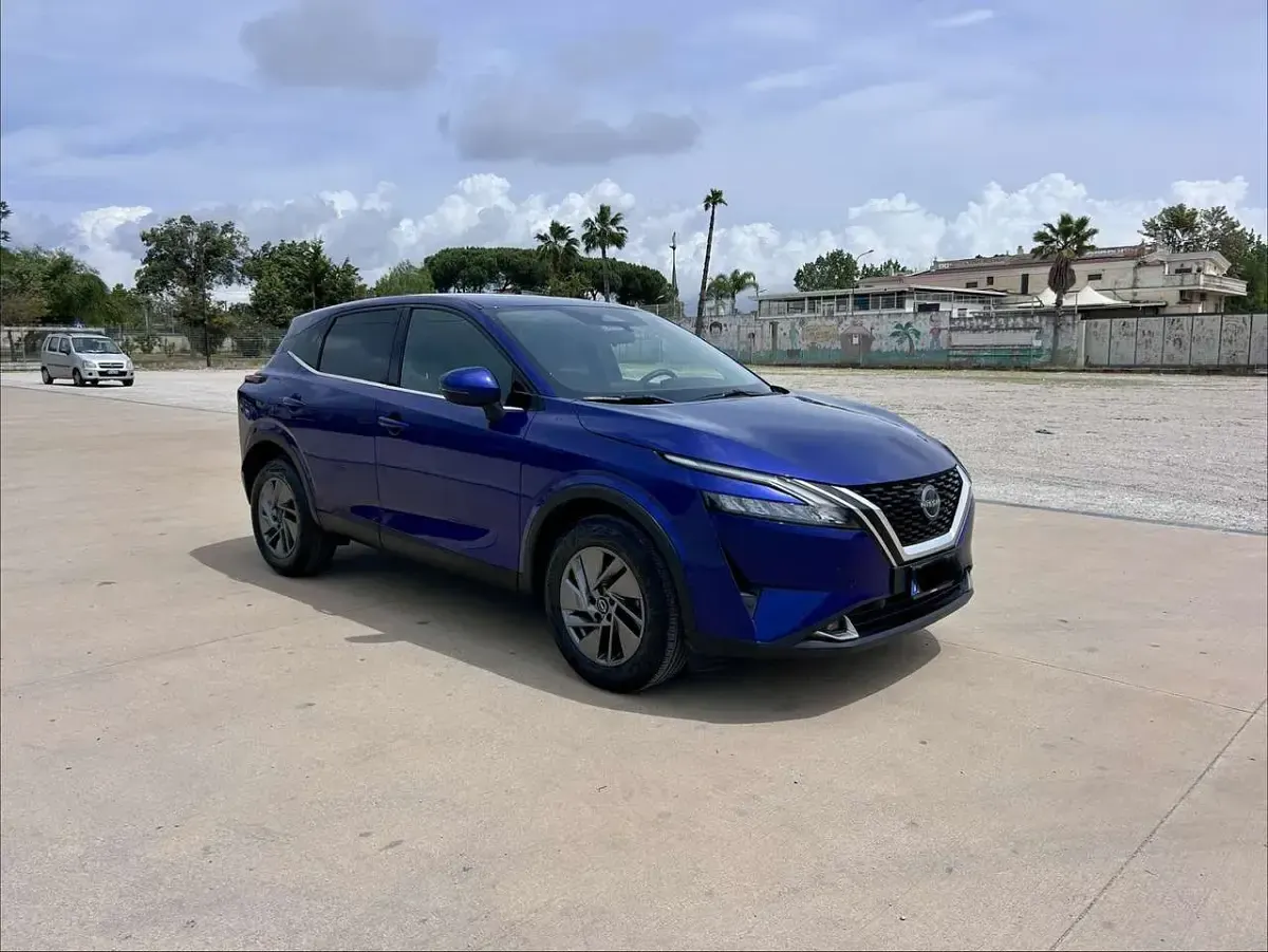 Usado Nissan Qashqai 158 HP (116 kW) 2023 Azul SUV