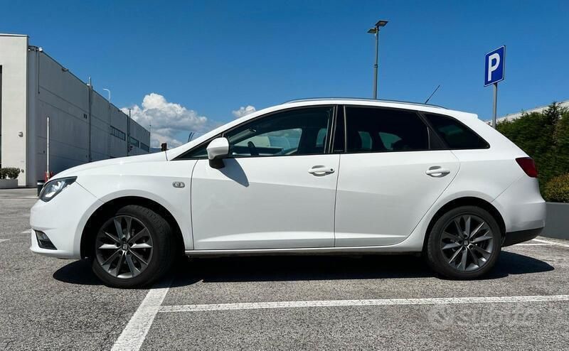 Usata Seat Ibiza ST 86 CV (63 kW) 2015 Bianco Station wagon