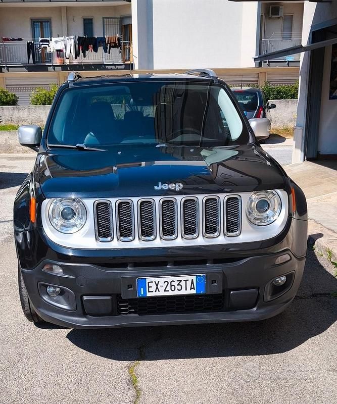 Usata Jeep Renegade Limited 120 CV (88 kW) 2014 Nero SUV