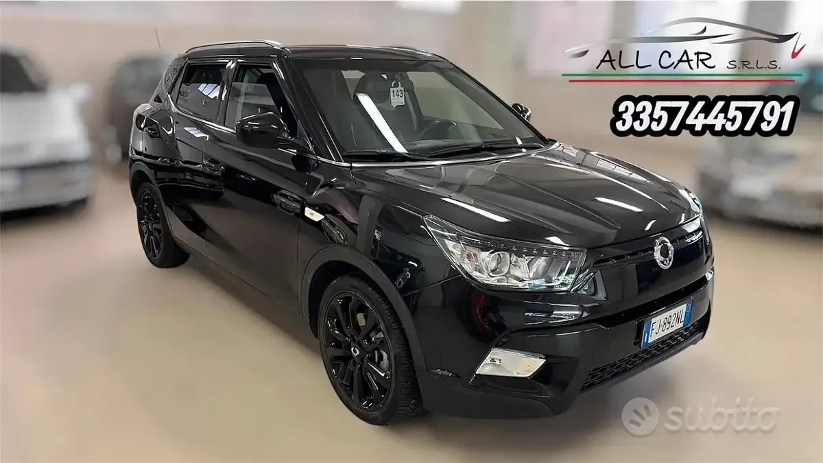 Usata SsangYong Tivoli 116 CV (85 kW) 2017 Nero SUV