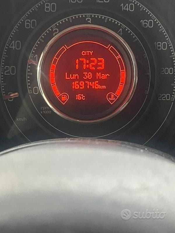 Usata Fiat 500 Pop 75 CV (55 kW) 2009 Rosso Cabrio