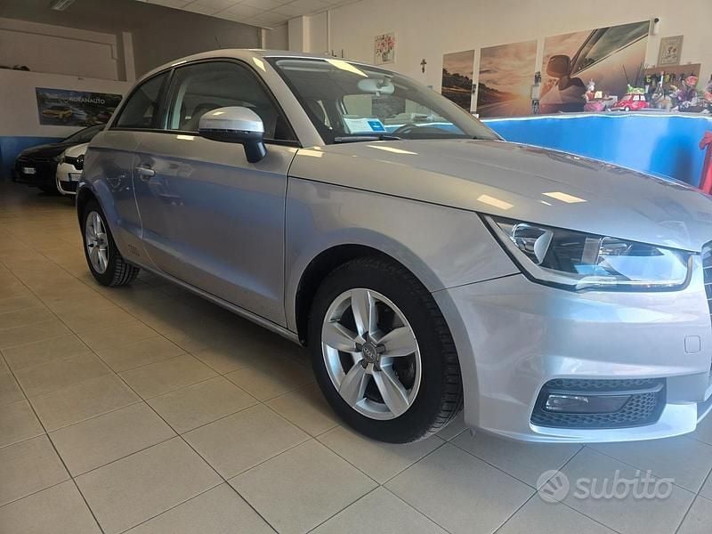 Usata Audi A1 116 CV (85 kW) 2015 Grigio Utilitaria