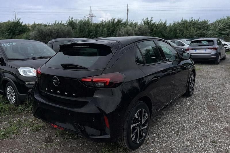 Usata Opel Corsa S 74 CV (54 kW) 2024 Nero Utilitaria