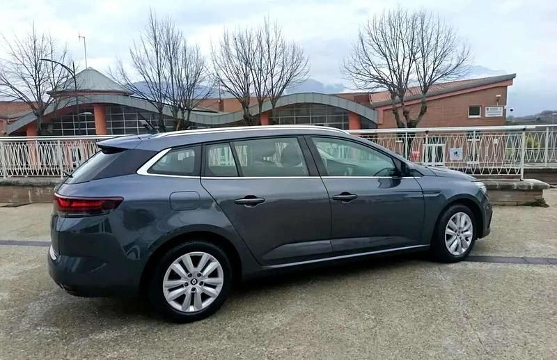 Usata Renault Mégane IV 116 CV (85 kW) 2022 Blu/azzurro Station wagon