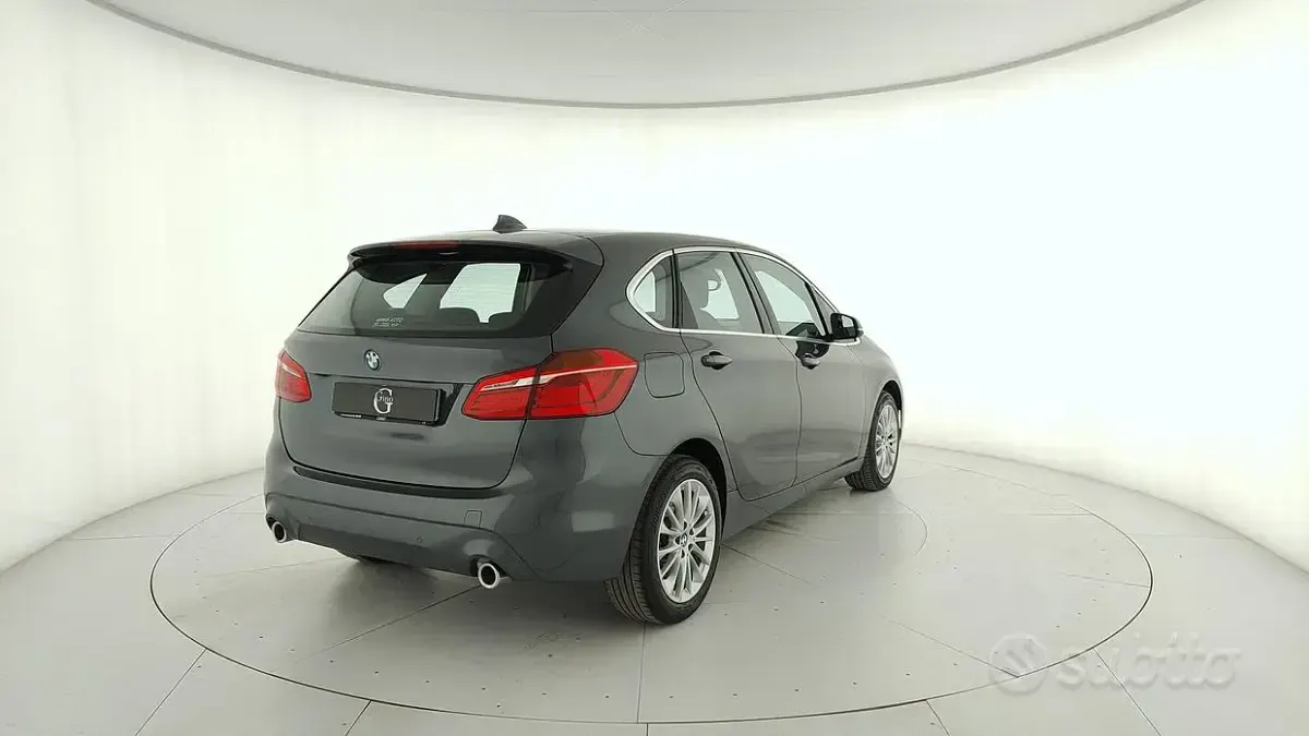 Usata BMW 218 Performance 150 CV (110 kW) 2021 Grigio Station wagon