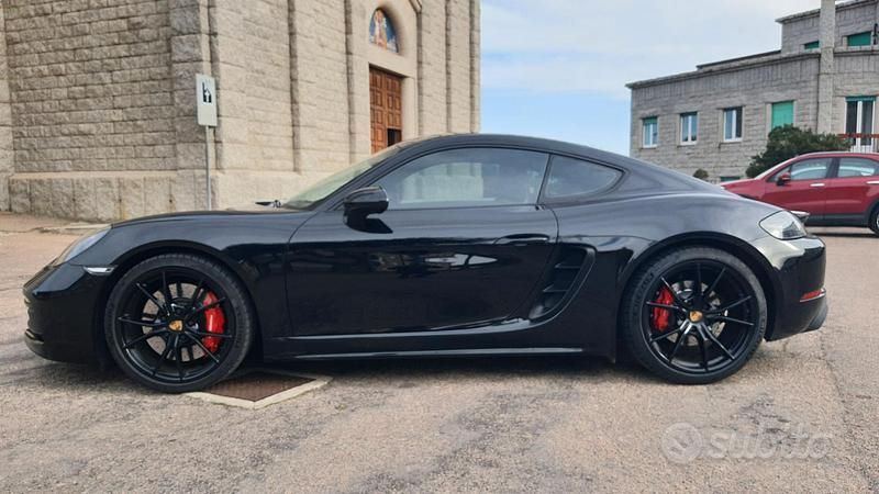Usata Porsche 718 Cayman 366 CV (269 kW) 2018 Nero Coupé