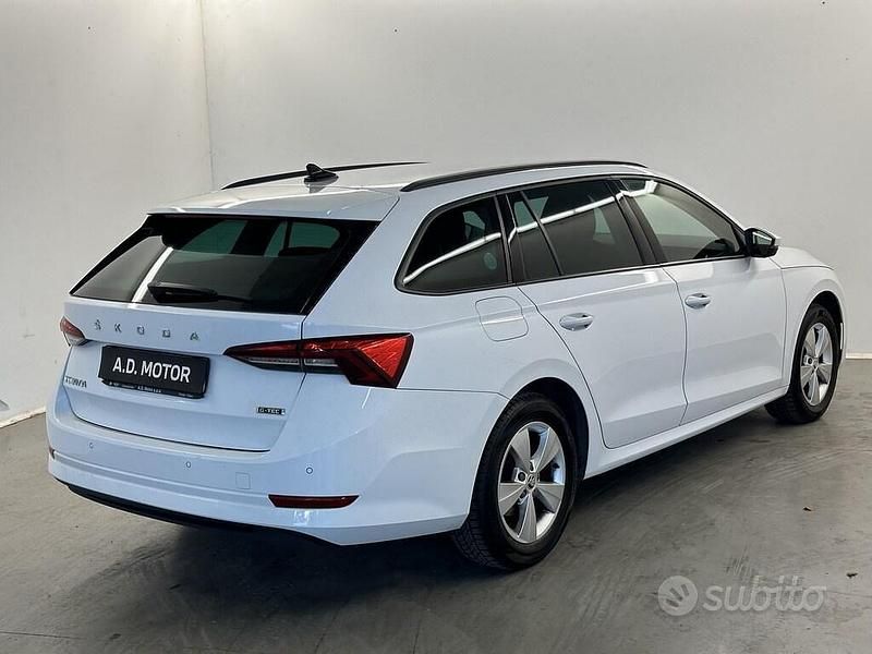 Usata Skoda Octavia G-TEC Executive 131 CV (96 kW) 2020 Bianco Station wagon