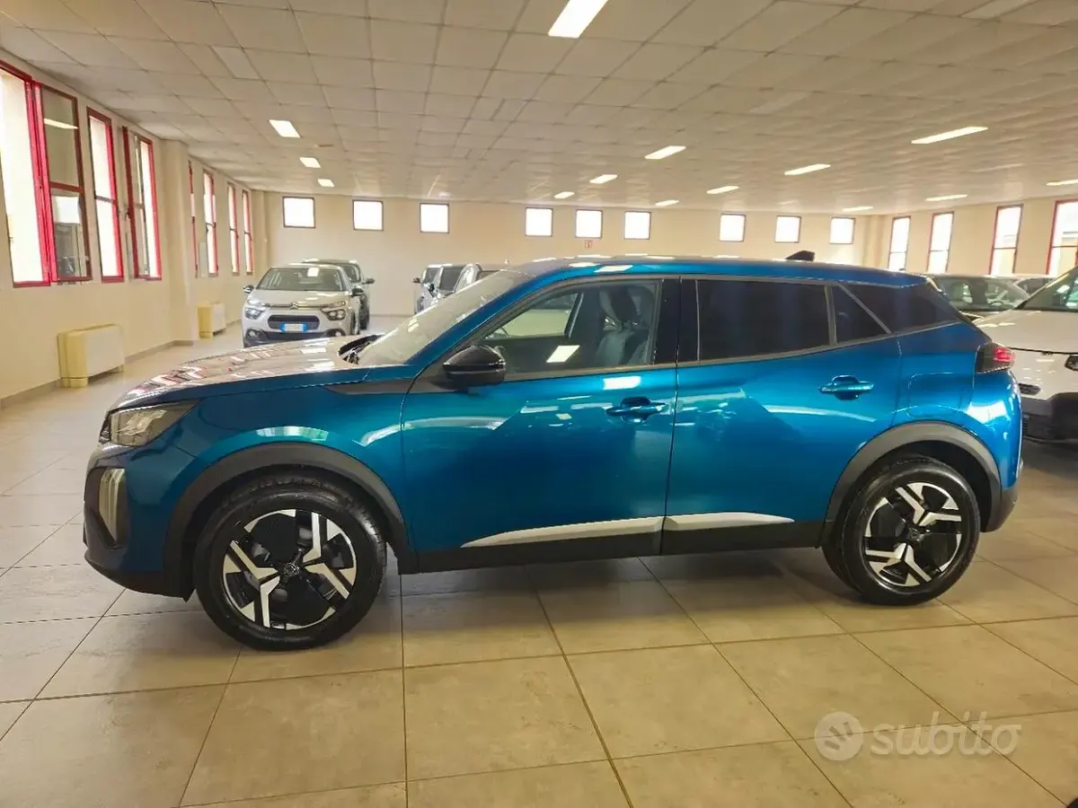 Nuova Peugeot 2008 Allure 100 CV (73 kW) 2026 Bluazzurro SUV