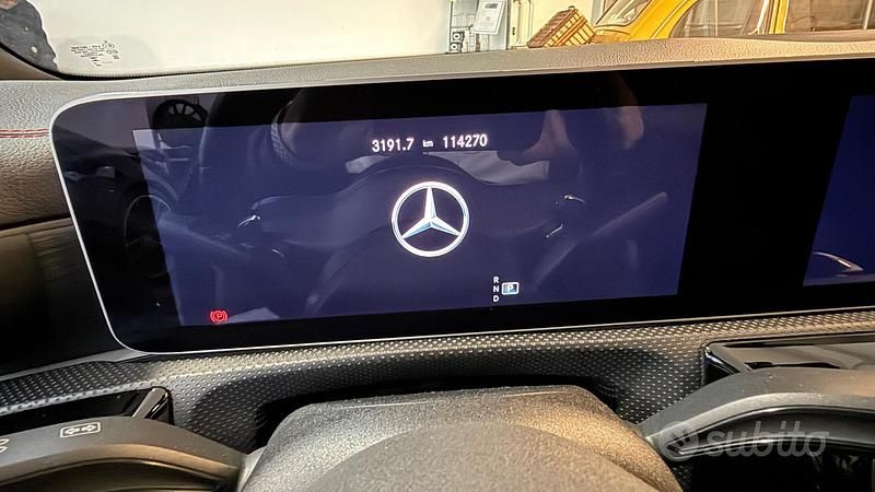 Usata Mercedes CLA200 Shooting Brake Premium 150 CV (110 kW) 2019 Nero Station wagon