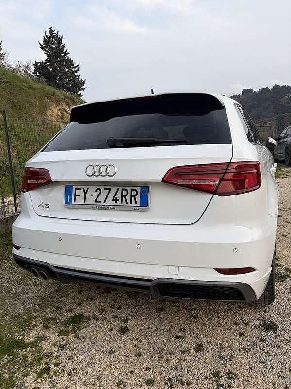 Usata Audi A3 Admired 150 CV (110 kW) 2019 Berlina