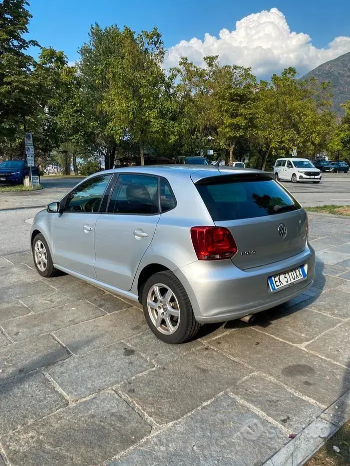 Usata VW Polo 90 CV (66 kW) 2012 Grigio Utilitaria