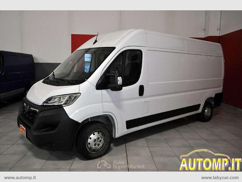 Usata Opel Movano 140 CV (102 kW) 2023 Bianco Furgone