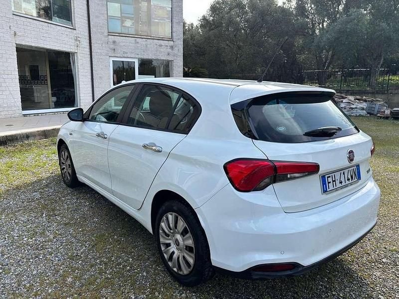 Usata Fiat Tipo Pop 95 CV (69 kW) 2017 Bianco Berlina