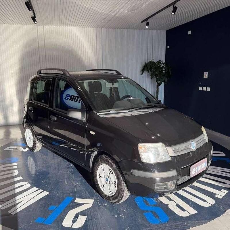 Nero Usata 2006 Fiat Panda Tre volumi | 2900 € (Cara) - Immagine 1/4