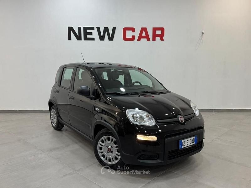 Nero Usata 2024 Fiat Panda S Due volumi | 12.990 € (Buon prezzo) - Immagine 1/4