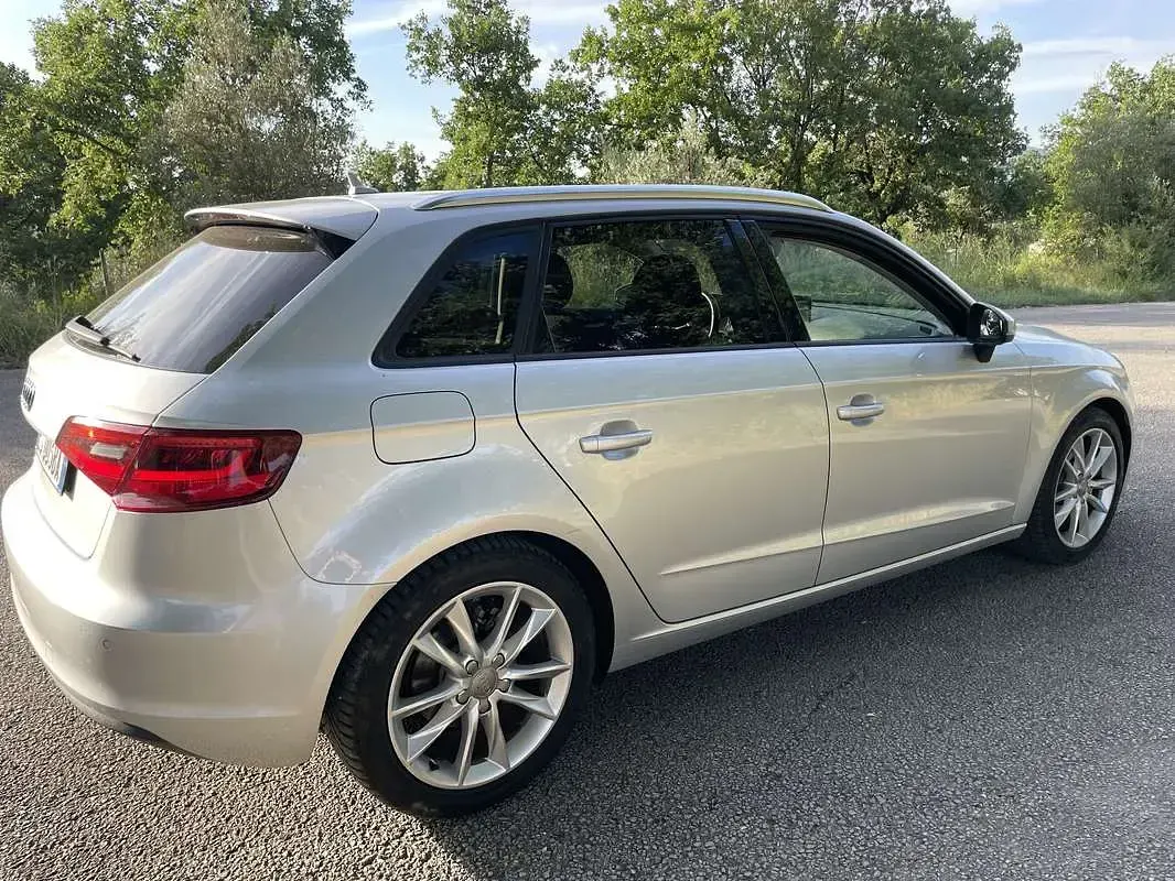 Usata Audi A3 Ambition 105 CV (77 kW) 2013 Berlina