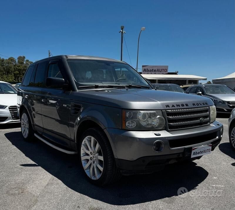 Grigio Usata 2009 Land Rover Range Rover Sport HSE SUV | 5900 € (Ottimo prezzo) - Immagine 1/4