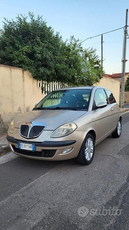 Usata Lancia Ypsilon 69 CV (50 kW) 2006 Utilitaria