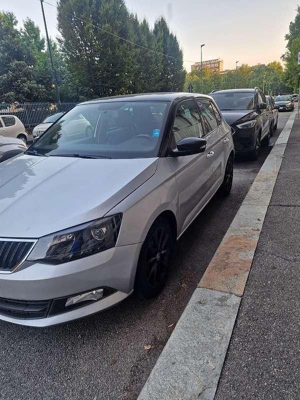 Usata Skoda Fabia Design Edition 95 CV (69 kW) 2018 Grigio Utilitaria