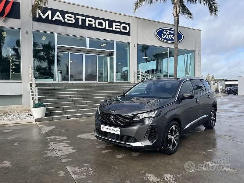 Usata Peugeot 5008 Allure 131 CV (96 kW) 2021 Grigio SUV