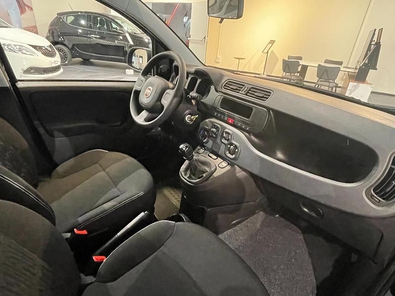 Nuova Fiat Panda S 70 CV (51 kW) 2025 Nero Utilitaria