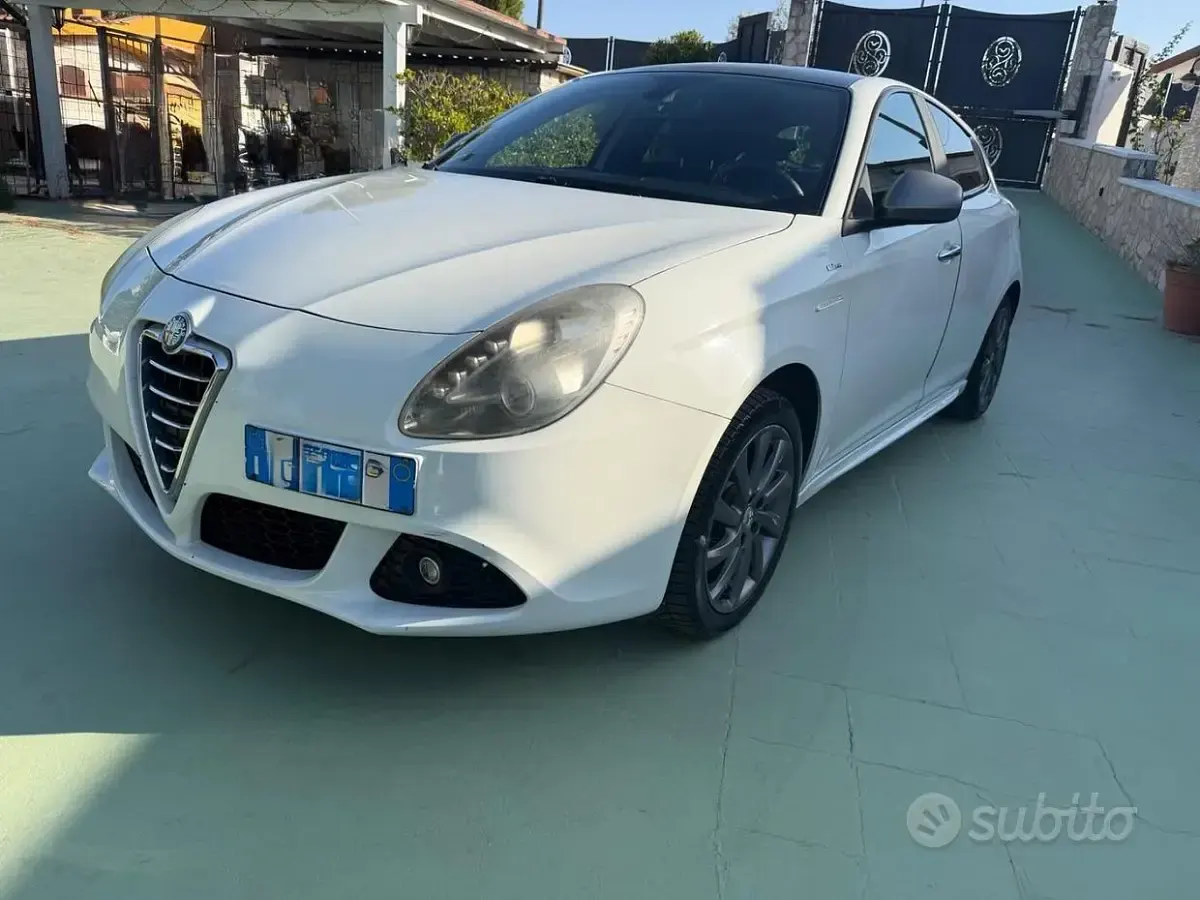 Usata Alfa Romeo Giulietta 120 CV (88 kW) 2013 Bianco Utilitaria