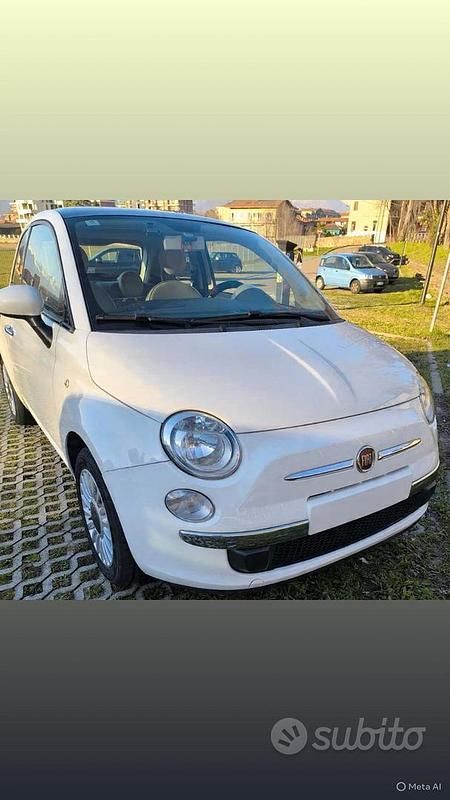Usata Fiat 500 Lounge 69 CV (50 kW) 2013 Bianco Utilitaria