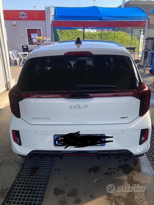 Usata Kia Picanto 63 CV (46 kW) 2024 Bianco Utilitaria