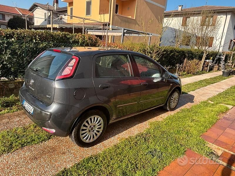 Usata Fiat Punto Evo 75 CV (55 kW) 2012 Utilitaria