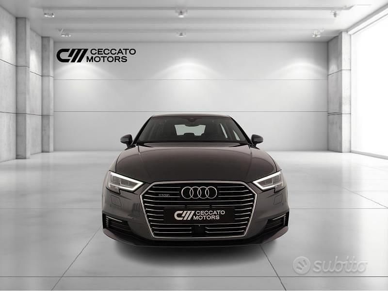 Usata Audi e-tron Design 204 CV (150 kW) 2017 Grigio SUV