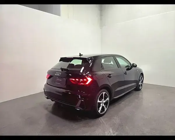 Nuova Audi A1 Sportback S-Line 116 CV (85 kW) 2025 Nero Utilitaria