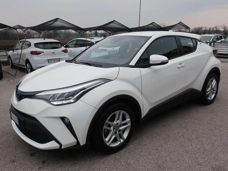 Gebraucht Toyota C-HR Business Edition 98 PS (72 kW) 2022 Weiß SUV