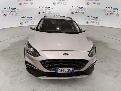 Usata Ford Focus Active 125 CV (91 kW) 2020 Argento Utilitaria