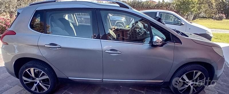 Usata Peugeot 2008 82 CV (60 kW) 2014 Grigio SUV